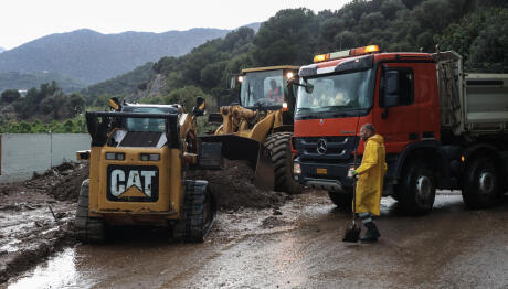 Λεωφόρος Αθηνών: Κλειστές Δύο Λωρίδες Λόγω Κατολίσθησης