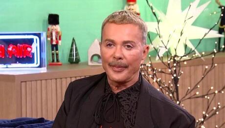 Λάκης Γαβαλάς