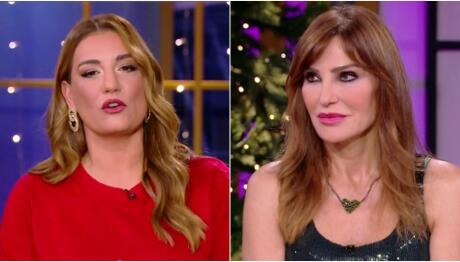 Βίκυ Χατζηβασιλείου - Ελίνα Παπίλα