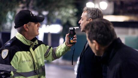 Κυριάκος Μητσοτάκης αλκοτέστ