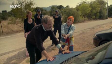 IQ 160: «Ακίνητος, FBI!» φωνάζει και όλα ανατρέπονται