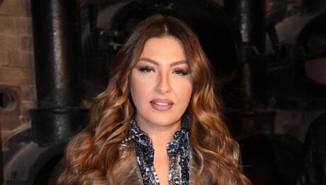 Έλενα Παπαρίζου