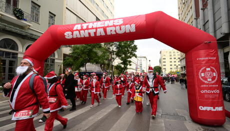 Athens Santa Run 2025: Ποιοι δρόμοι κλείνουν στο κέντρο της Αθήνας