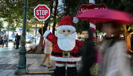 Καιρός: Χριστούγεννα με ομπρέλες-Βροχές, καταιγίδες & χιόνια
