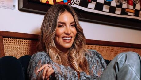 Αθηνά Οικονομάκου