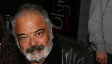 Στηβ Ντούζος