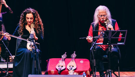 Το ντουέτο Ross Daly και Κέλυ Θωμά στο Theatre of the No