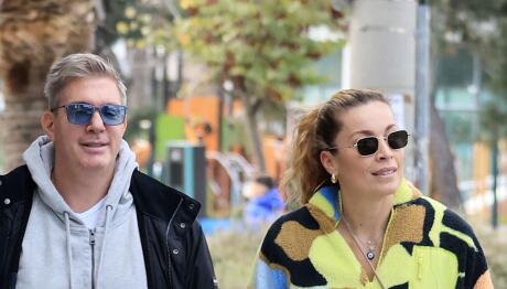 Χρουσαλά- Πατίτσας: Ερωτευμένοι Στη Γλυφάδα