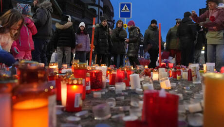 Κραν Μοντανά κεριά για τα θύματα