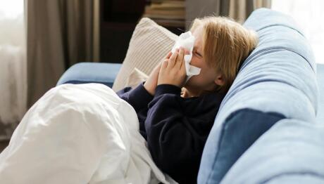 Έξαρση γρίπης και ιώσεων - Τα «μυστικά» για δυνατό ανοσοποιητικό στα παιδιά