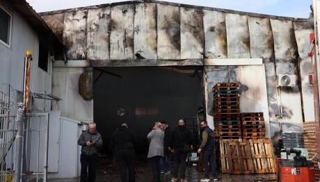 Φωτιά Σε Αποθήκη Εργοστασίου Στο Κορωπί