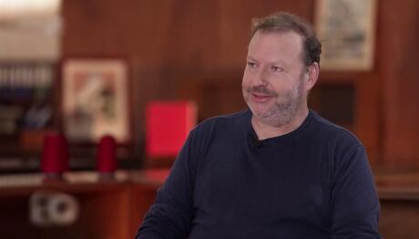 Λέων Γιοχάη: «Μιλάω με το AI 10 ώρες τη μέρα. Είναι η μεγαλύτερη ανακάλυψη»