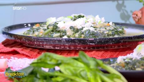 Σπανακόρυζο με σπασμένη φέτα