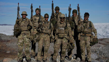 Στρατός Δανίας στη Γροιλανδία