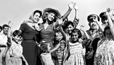 Καίτη Λαμπροπούλου