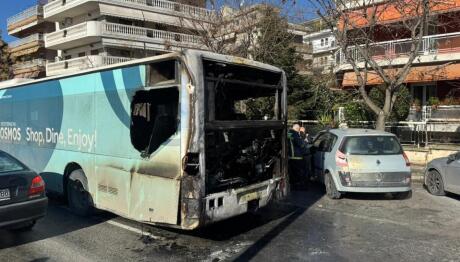 Θεσσαλονίκη: Φωτιά σε αστικό λεωφορείο