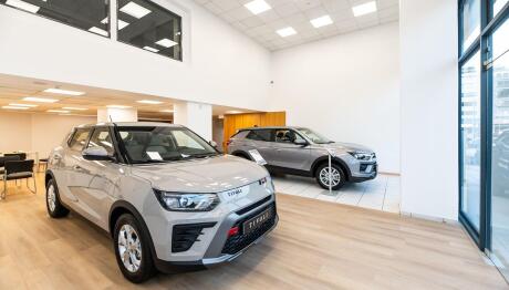 Nissan & KGM:  Νέο κατάστημα Χαλκιάς στη Λ. Συγγρού