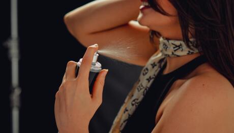 Αρωματικές νότες ξεχωρίζουν στα γυναικεία αρώματα