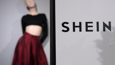 Shein: Έρευνα Για Κούκλες Σεξ Που Μοιάζουν Με Παιδιά