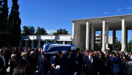 Κηδεία Άννας Ψαρούδα – Μπενάκη