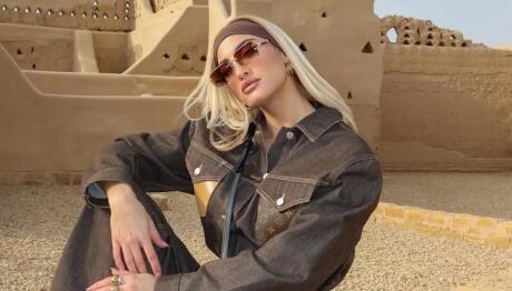 Η Τούνη Απαντά Στους Haters: «Λογικά Eίμαι Kακό Πρότυπο»