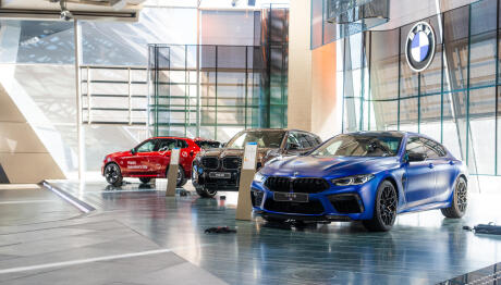 BMW Welt: Γνωρίστε από κοντά τα τελυταία μοντέλα του ομίλου