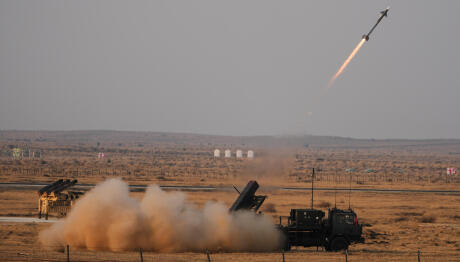 Ιρανικοί Πύραυλοι Εκτοξεύτηκαν Προς Την Κύπρο