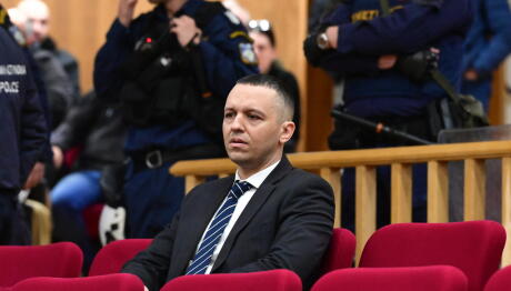 Χρυσή Αυγή: Ένοχοι Και Στο Εφετείο Οι 42