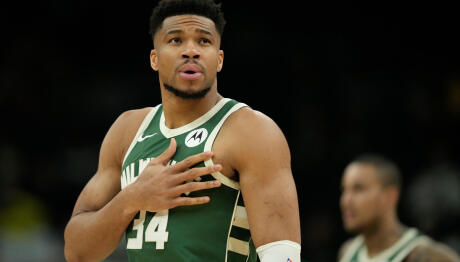 Αντετοκούμπο:  Στους Βραβευμένους του Ευρωπαϊκού Τάγματος