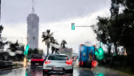 Χειμωνιάτικος Καιρός Ως την 25η Μαρτίου-Βροχές, Σκόνη & Κρύο