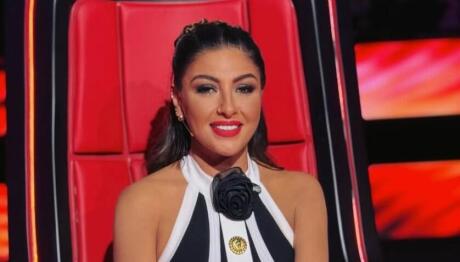 Έλενα Παπαρίζου