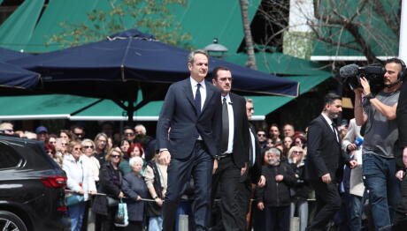 Κηδεία Μαρινέλλας: Έφτασε Ο Πρωθυπουργός