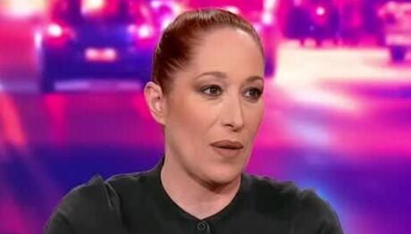 Κόρα Καρβούνη