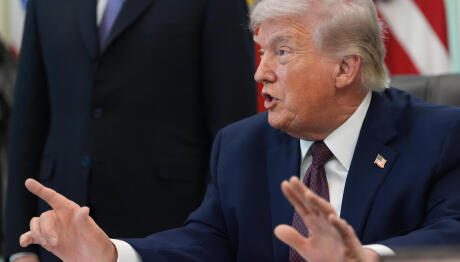 Τραμπ: Ο Νέος Ηγέτης Του Ιράν Ζήτησε Εκεχειρία