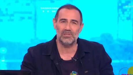 Αντώνης Κανάκης: Αυλαία Για Το Ράδιο Αρβύλα