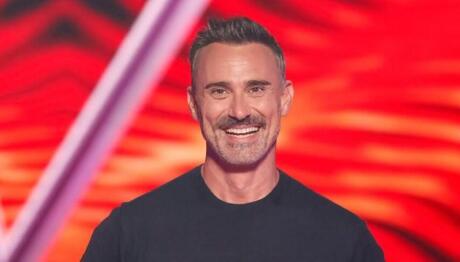 Γιώργος Καπουτζίδης