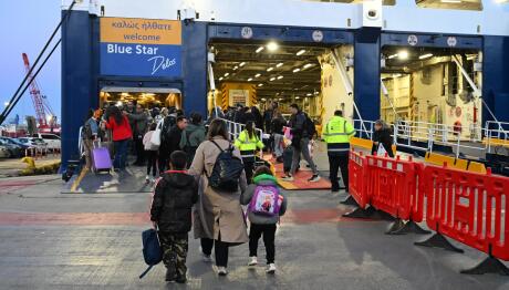 Πάσχα: Ξεκίνησε Η Έξοδος Των Εκδρομέων Για Τα Νησιά