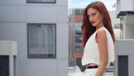 Σίσσυ Χρηστίδου: Πασχαλινές Διακοπές Στην Κέρκυρα