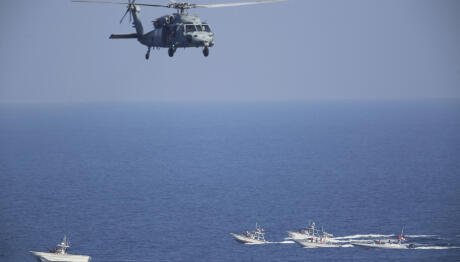 Στενά Ορμούζ: Οι ΗΠΑ Προχωρούν Στον Ναυτικό Αποκλεισμό Τους