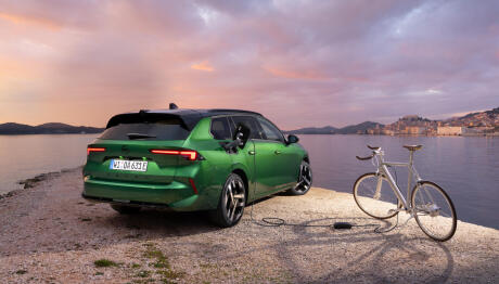 Opel Astra Electric: Επιστρέφει το ηλεκτρικό ρεύμα της μπαταρίας του