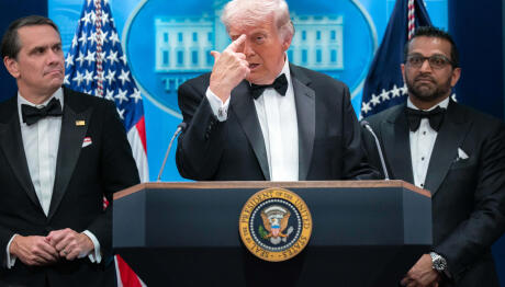 Ο Τραμπ Περιγράφει Την Επίθεση Στο Δείπνο Των Ανταποκριτών