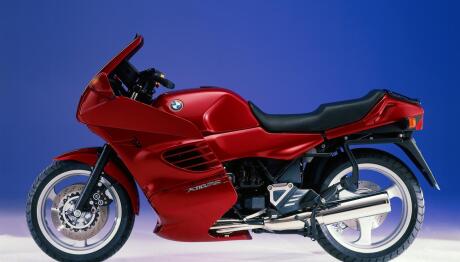 BMW Motorrad: Γιορτάζει 50 χρόνια παρουσίας των BMW RS