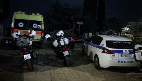 Νέος Κόσμος: Ομάδα 10 Ατόμων Μαχαίρωσε 15χρονο