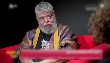 Σταμάτης Κραουνάκης: «Ήμουν μπούγιαβλο από μικρός. Πεθαίνω για τα γλυκά»