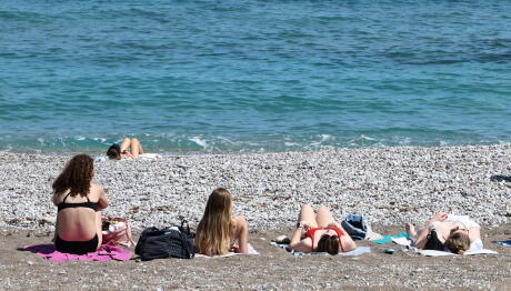 Καιρός: Έρχονται 32άρια Και Αφρικανική Σκόνη