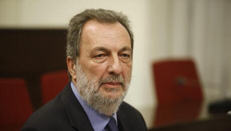 Στρατής Λιαρέλλης