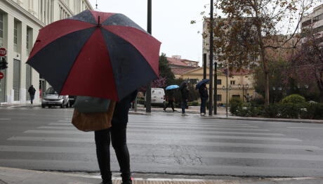 Αλλάζει ο Καιρός: Βροχές, Καταιγίδες Και Αφρικανική Σκόνη