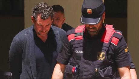 Mango: Ο Γιος Του Ισάκ Άντικ Με Χειροπέδες Στο Δικαστήριο