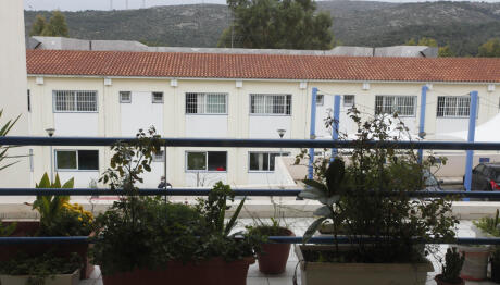 Δαφνί: Τρόφιμος Στραγγάλισε Τον Συγκάτοικό Του
