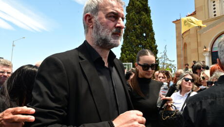 Επικήδειο Τρ. Δέλλα: Ξεκουράσου Αγάπη Μου, Κουράστηκες Πολύ